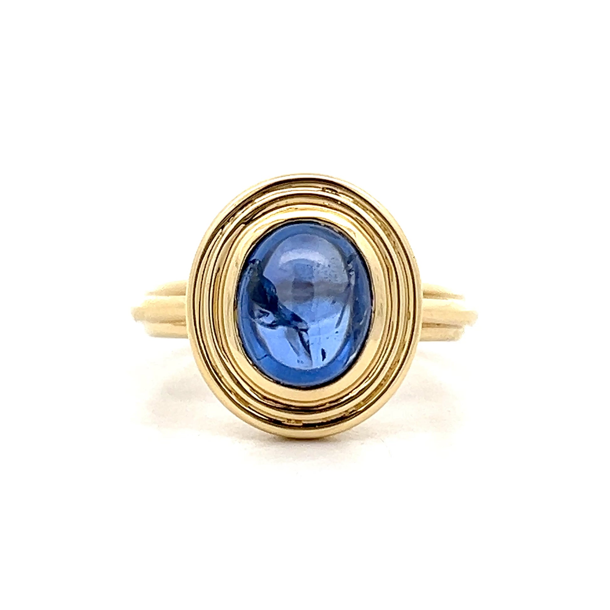 3.53 Cabochon Sapphire Cocktail Ring 18k Yellow Gold