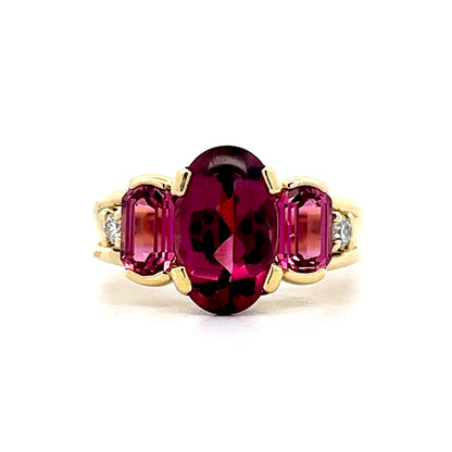 3.68 Cabochon Ruby Cocktail Ring in 18k Yellow Gold
