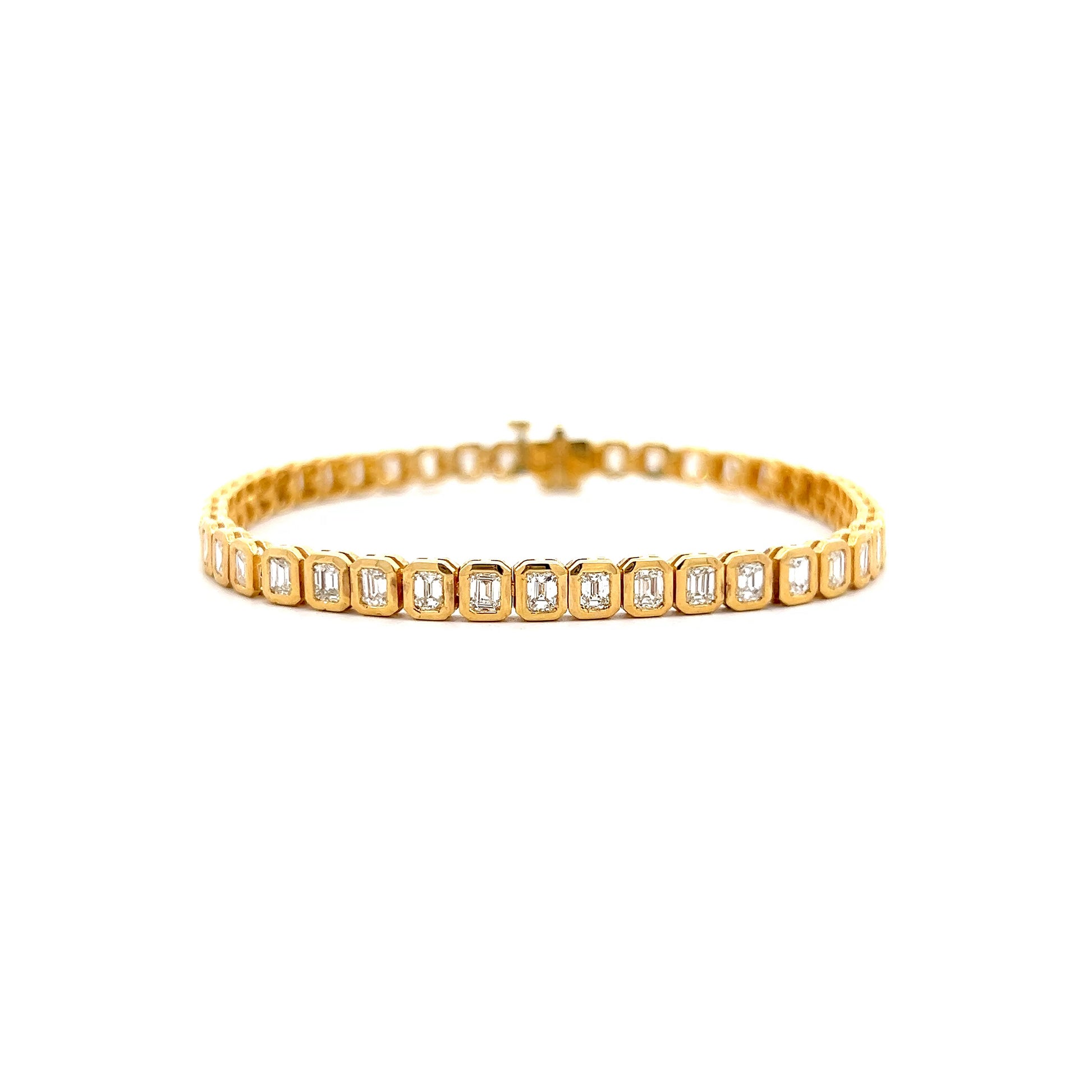 4.50 Emerald Cut Diamond Tennis Bracelet in 14k