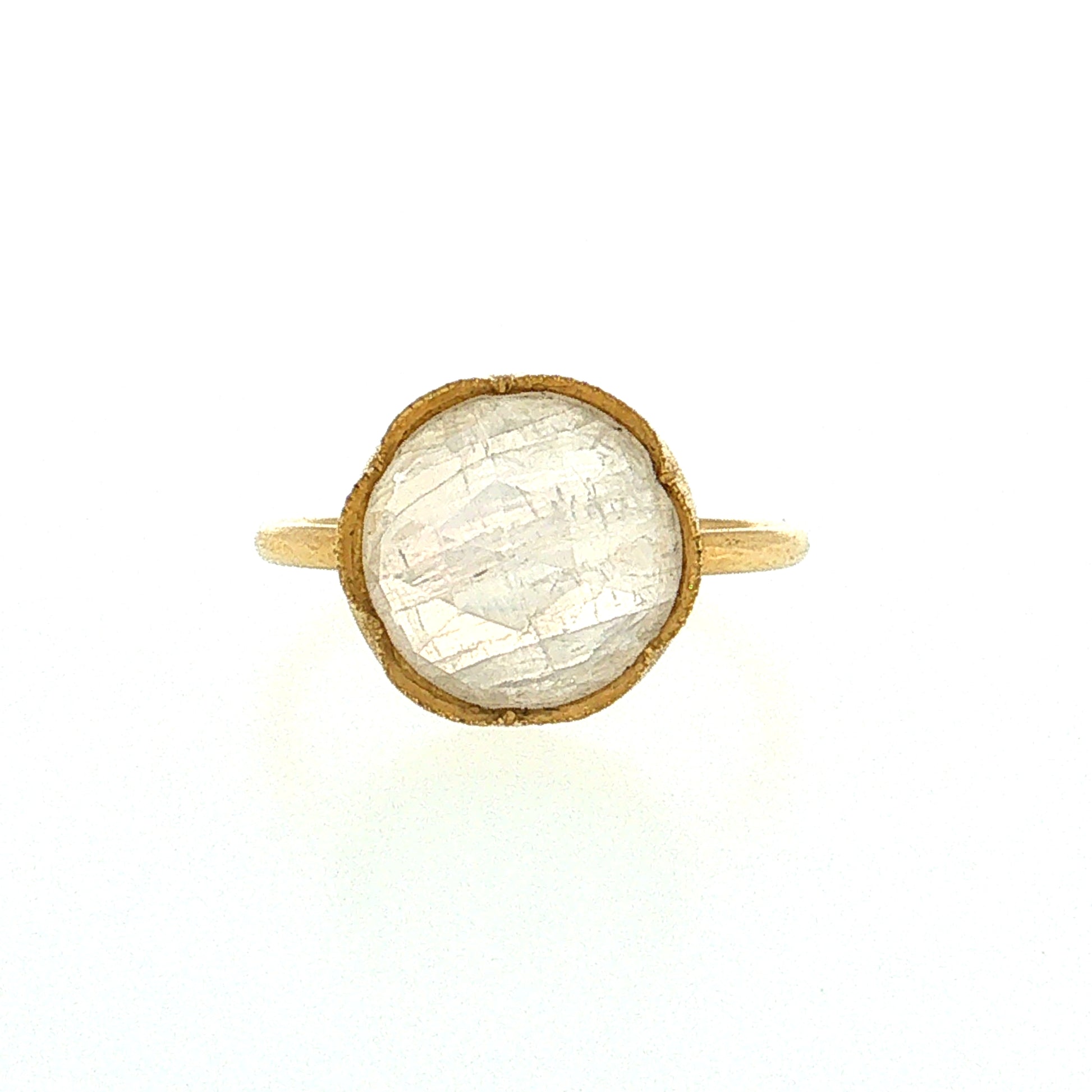 5.06 Irene Neuwirth Moonstone Cocktail Ring 18k