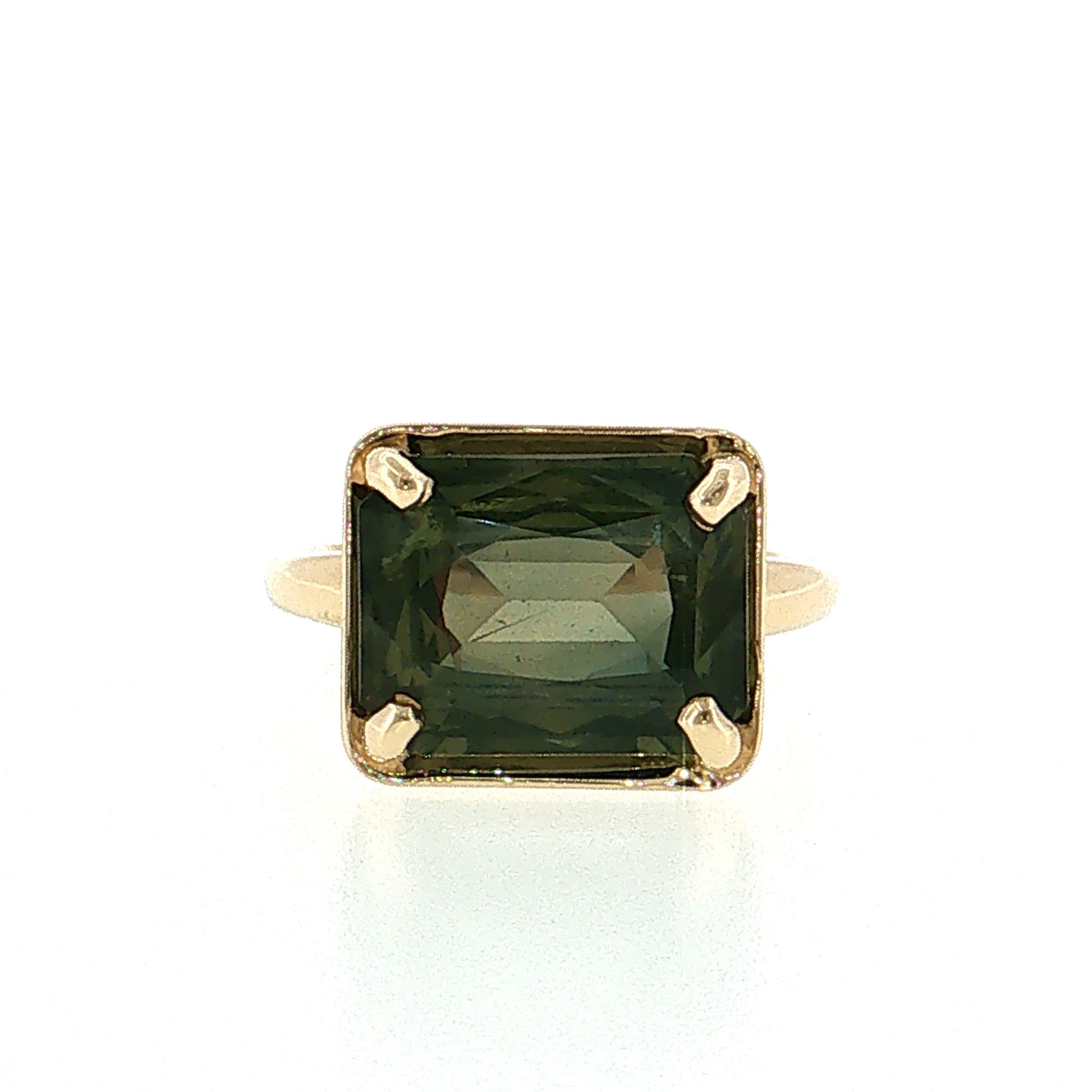 7.75 East-West Sapphire Solitaire Ring 14k