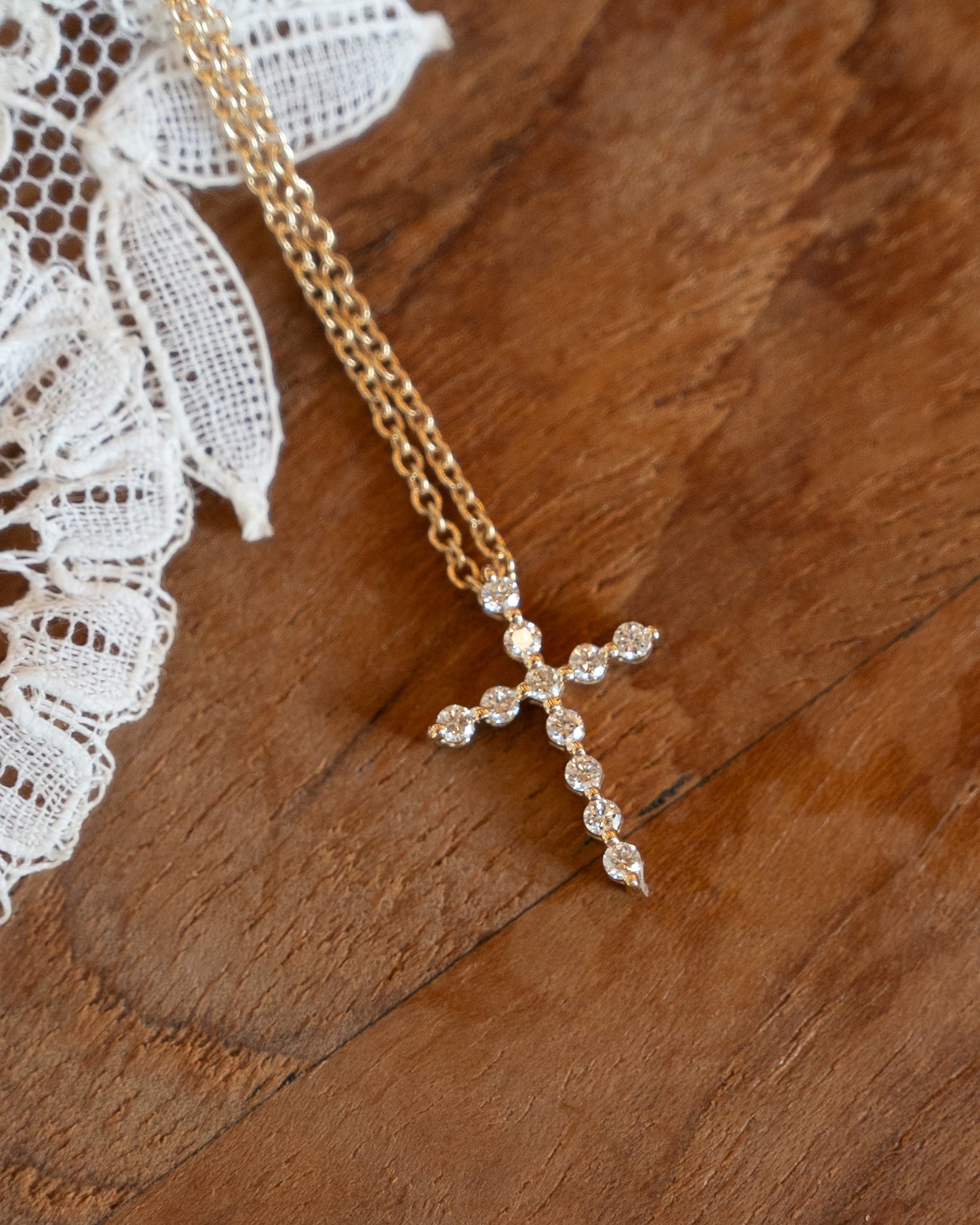.16 Diamond Cross Pendant Necklace in 14k Yellow Gold