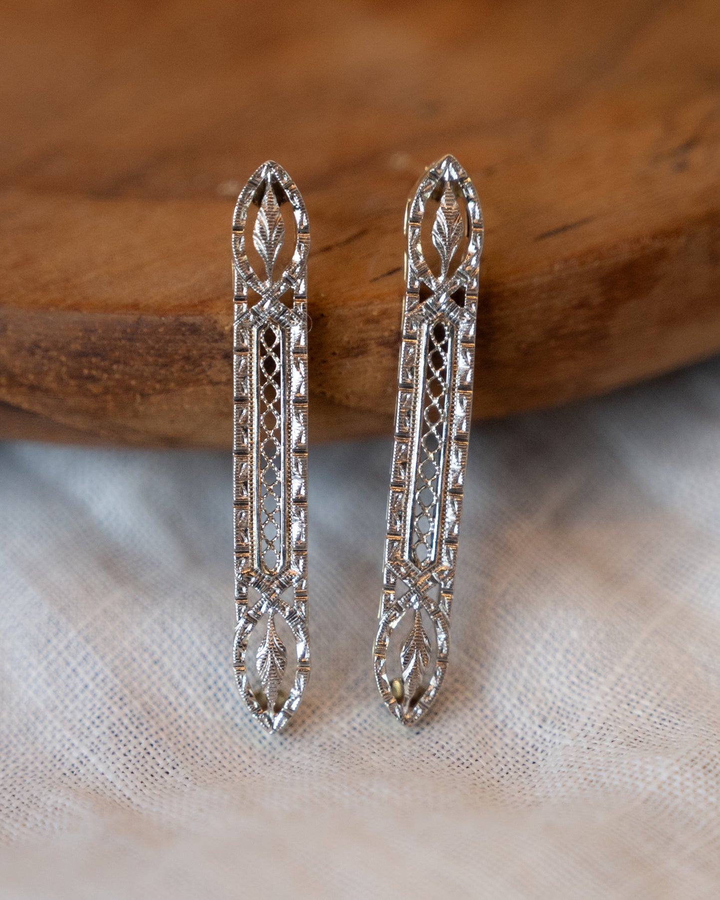 Antique Art Deco Filigree Earrings in 14k