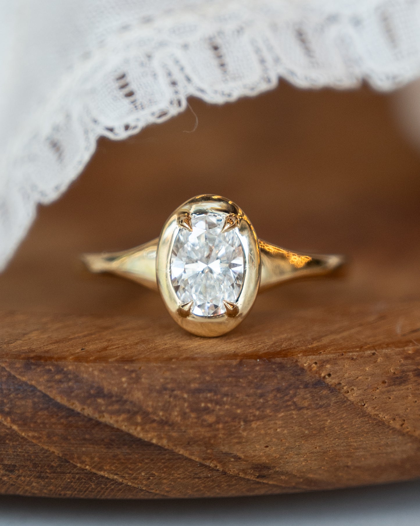 .75 Oval Diamond Engagement Ring in 14k Yellow Gold