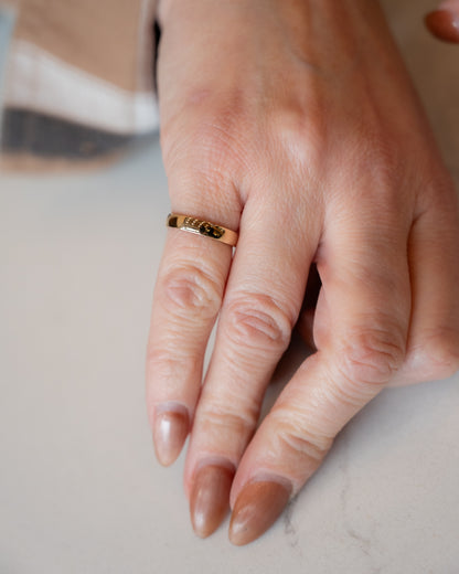 Vintage Mid-Century Euro Style Band in 14k