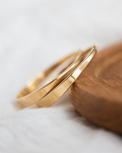 Ed Levin Tapered Hoop Earrings in 14k Yellow Gold
