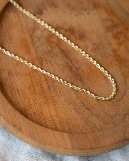 16" Twisted Rope Chain Necklace in 14k Yellow Gold