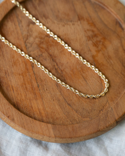 18" Twisted Woven Link Necklace in 14k Yellow Gold
