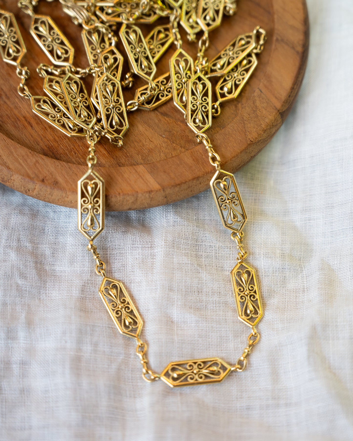 Antique Victorian 60" Filigree Link Chain Necklace in 18k