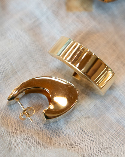 J Hoop Puffy Earrings in 14k Yellow Gold