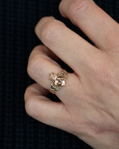 Tri-Tone Irish Claddagh Ring in 14k Gold