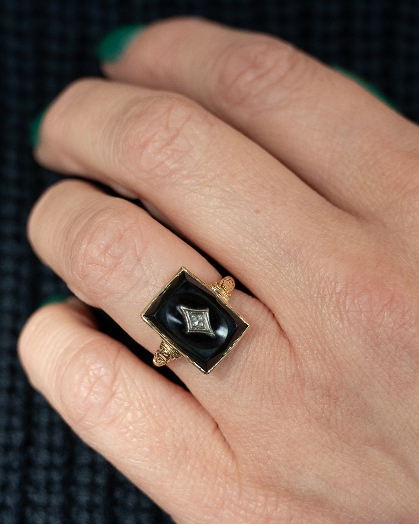 .025 Antique Art Deco Onyx & Diamond Ring in 10k