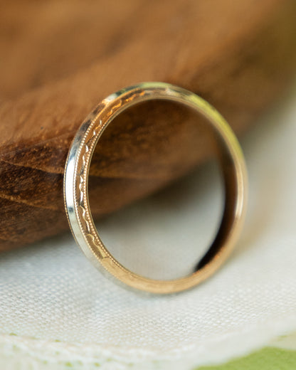 Vintage Retro Two-Tone Milgrain Wedding Band in 14k