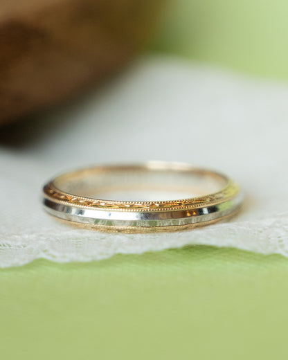 Vintage Retro Two-Tone Milgrain Wedding Band in 14k