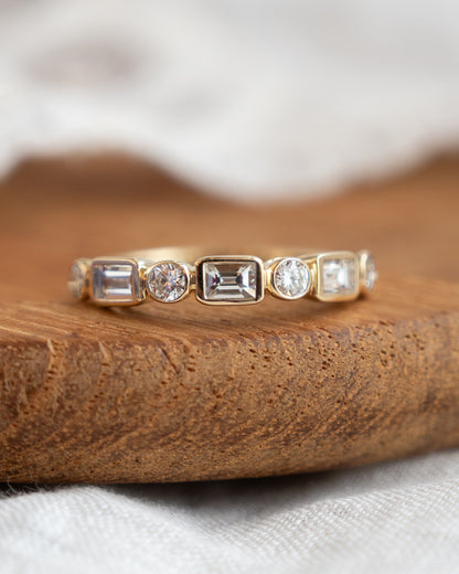 .86 Baguette & Round Diamond Bezel Wedding Band 14k