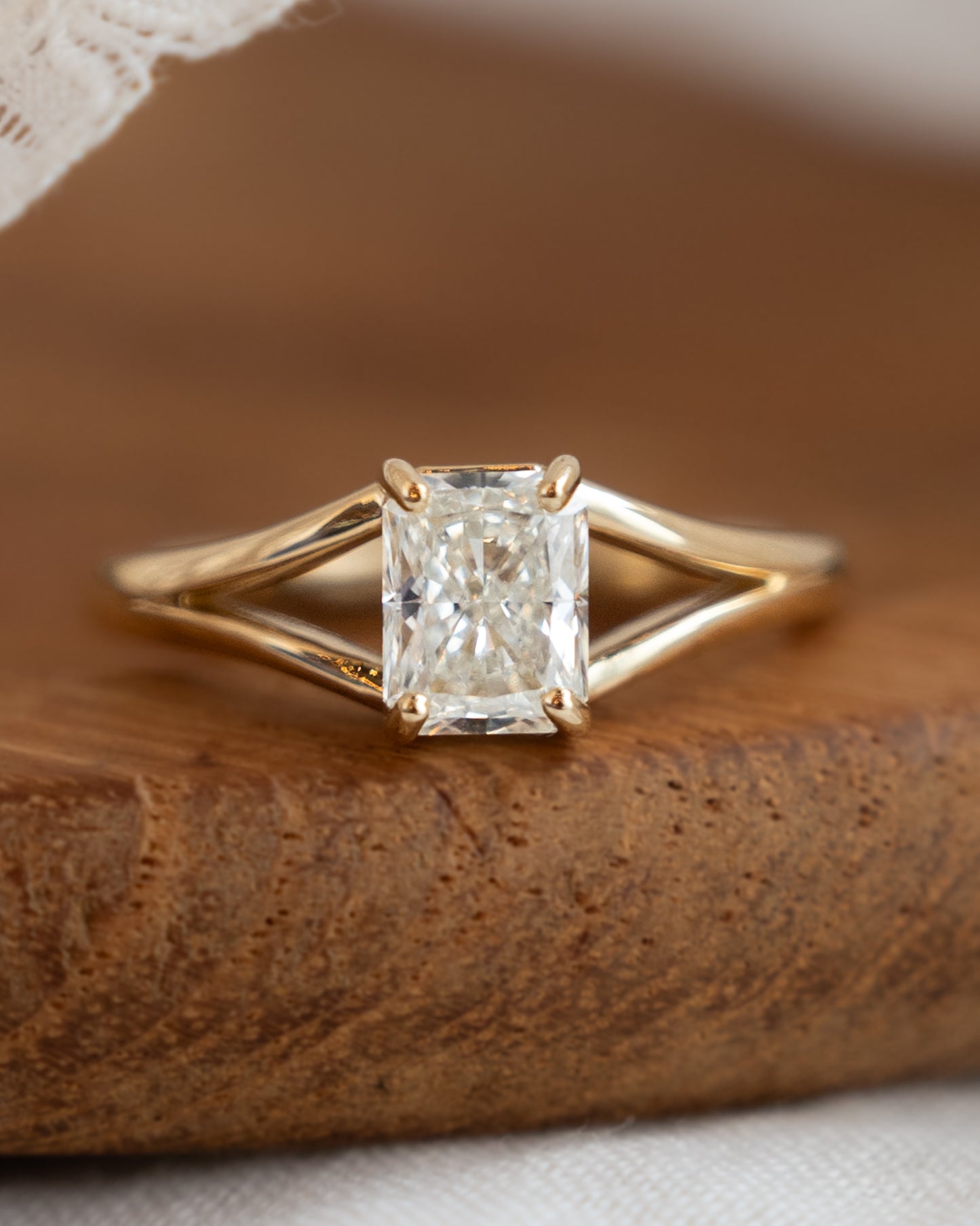 1.20 Radiant Cut Diamond Engagement Ring 14k