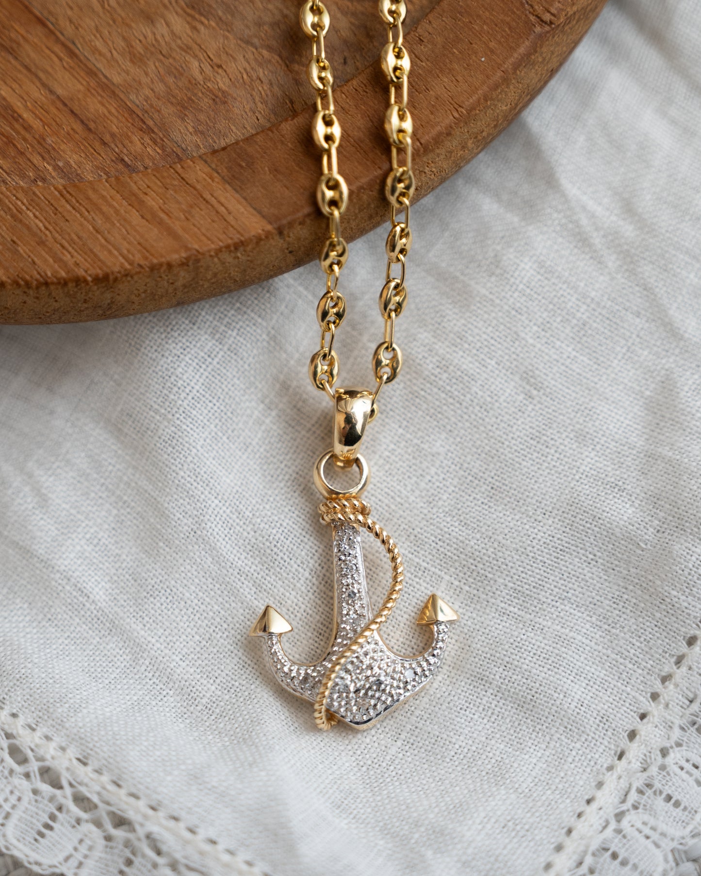 .09 Diamond Anchor Pendant in 14k Yellow Gold