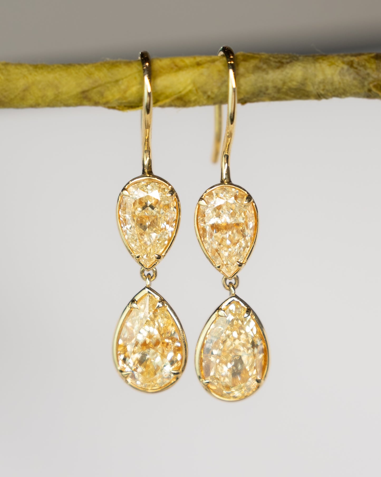 5.20 Pear Diamond Drop Earrings in 18k