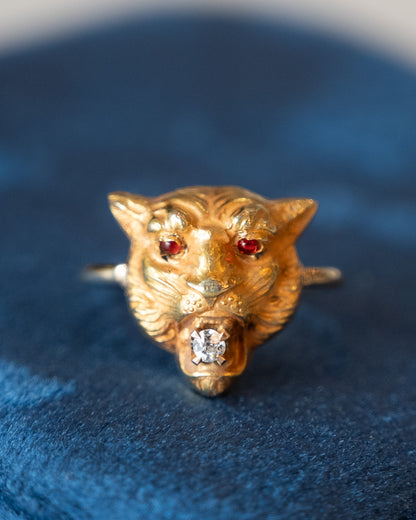 .06 Antique Victorian Tiger Ring in 10k Yellow Gold