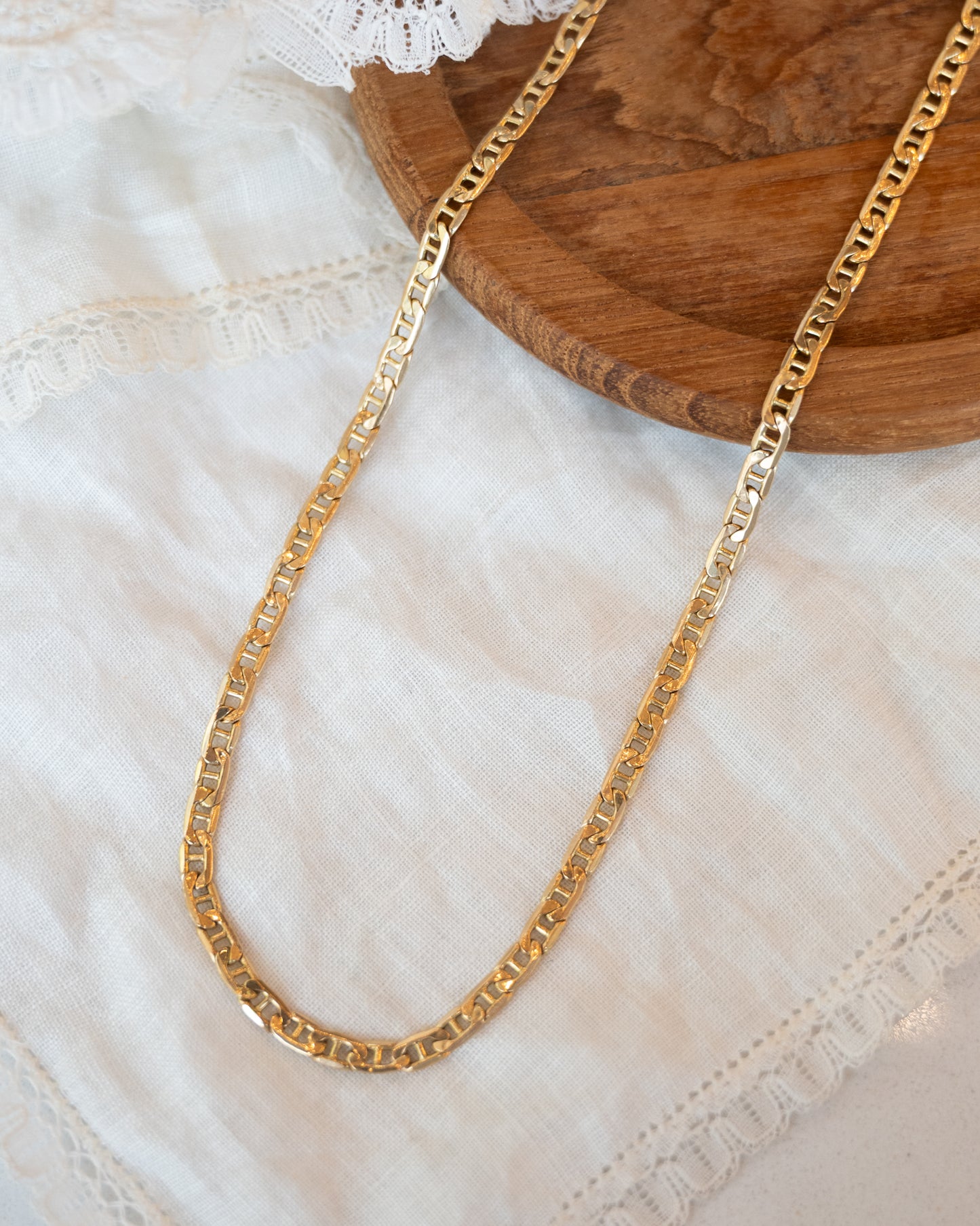 22 Inch Anchor Link Chain Necklace in 14k Yellow Gold