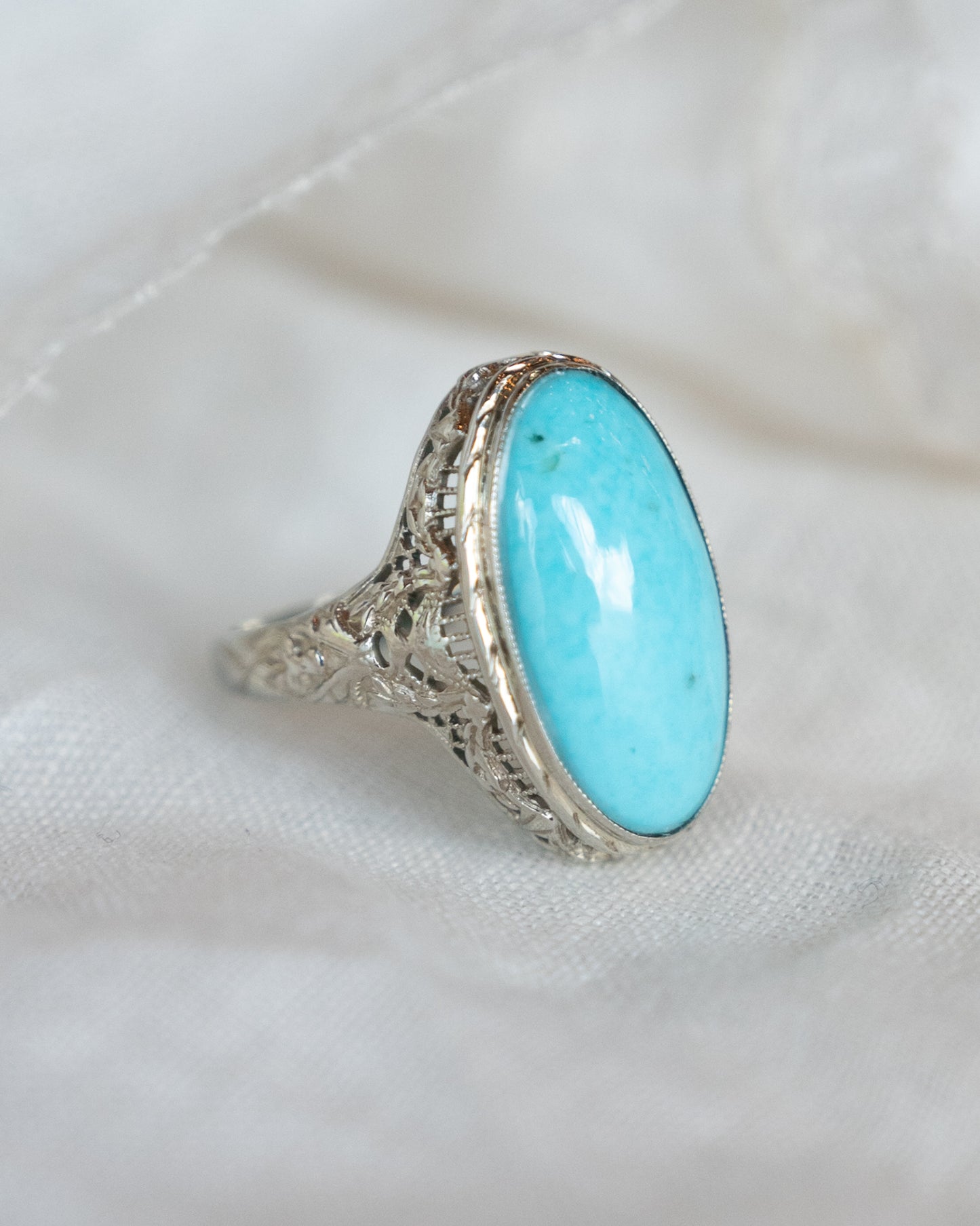 3.65 Vintage Cabochon Turquoise Cocktail Ring 14k