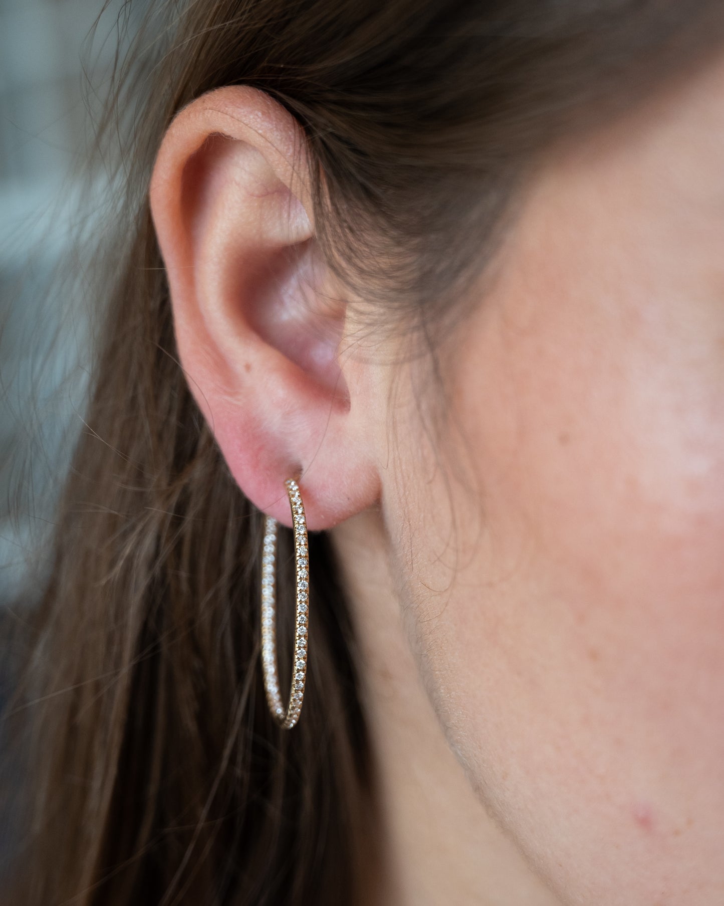 .88 Diamond Oval Hoop Earrings in 18k Yellow Gold