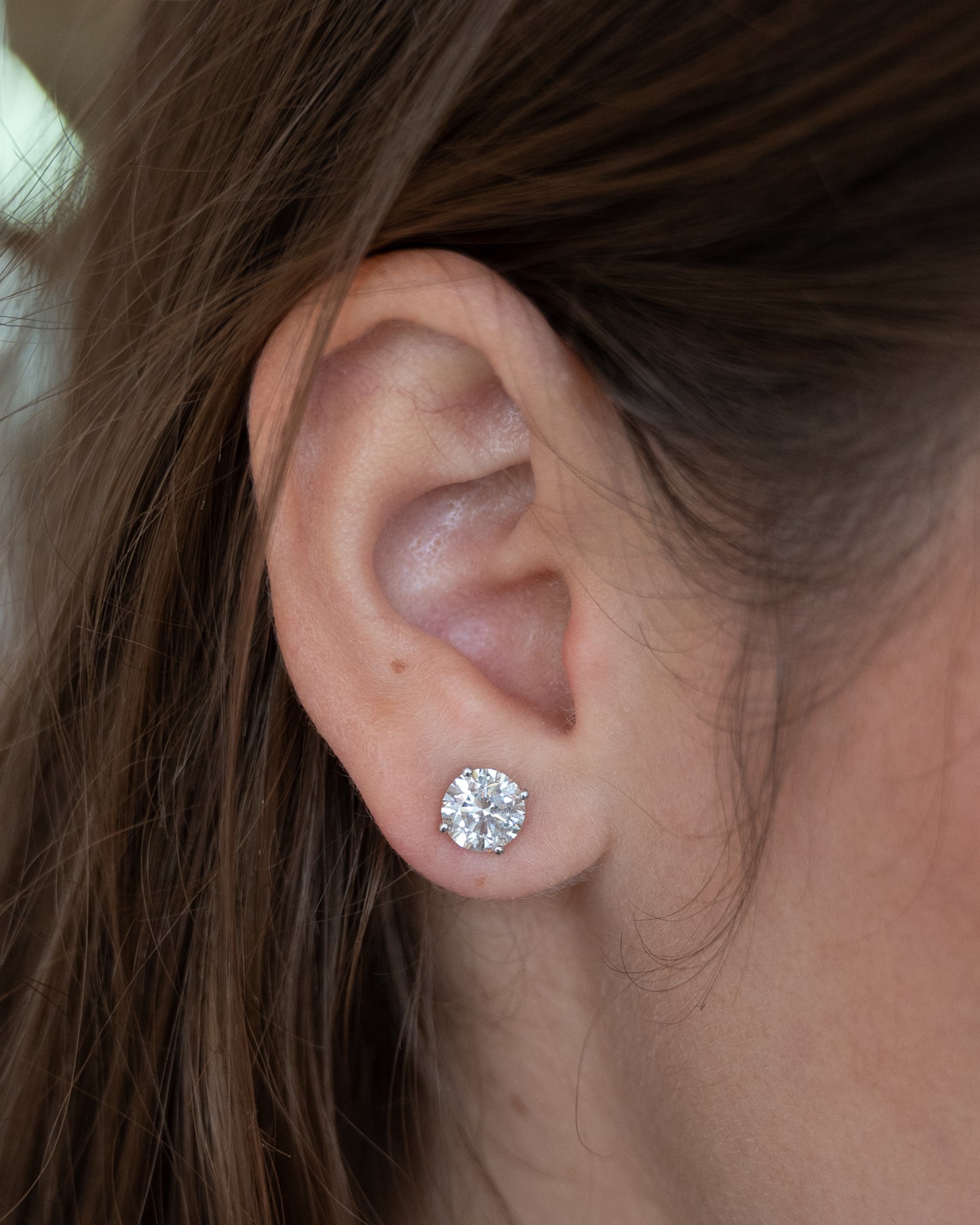 3 Carat Round Diamond Stud Earrings in 18k White Gold