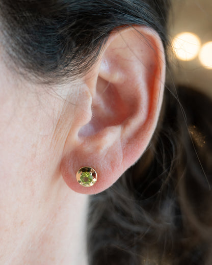 1.08 Round Peridot Stud Earrings in 14k Yellow Gold