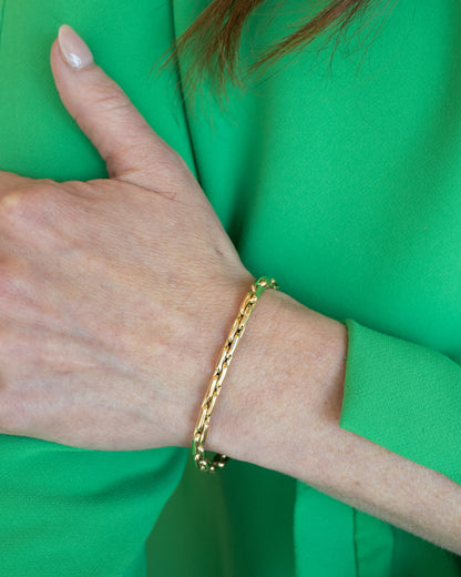 Classic Oval Link Chain Bracelet in 14k Yellow Gold