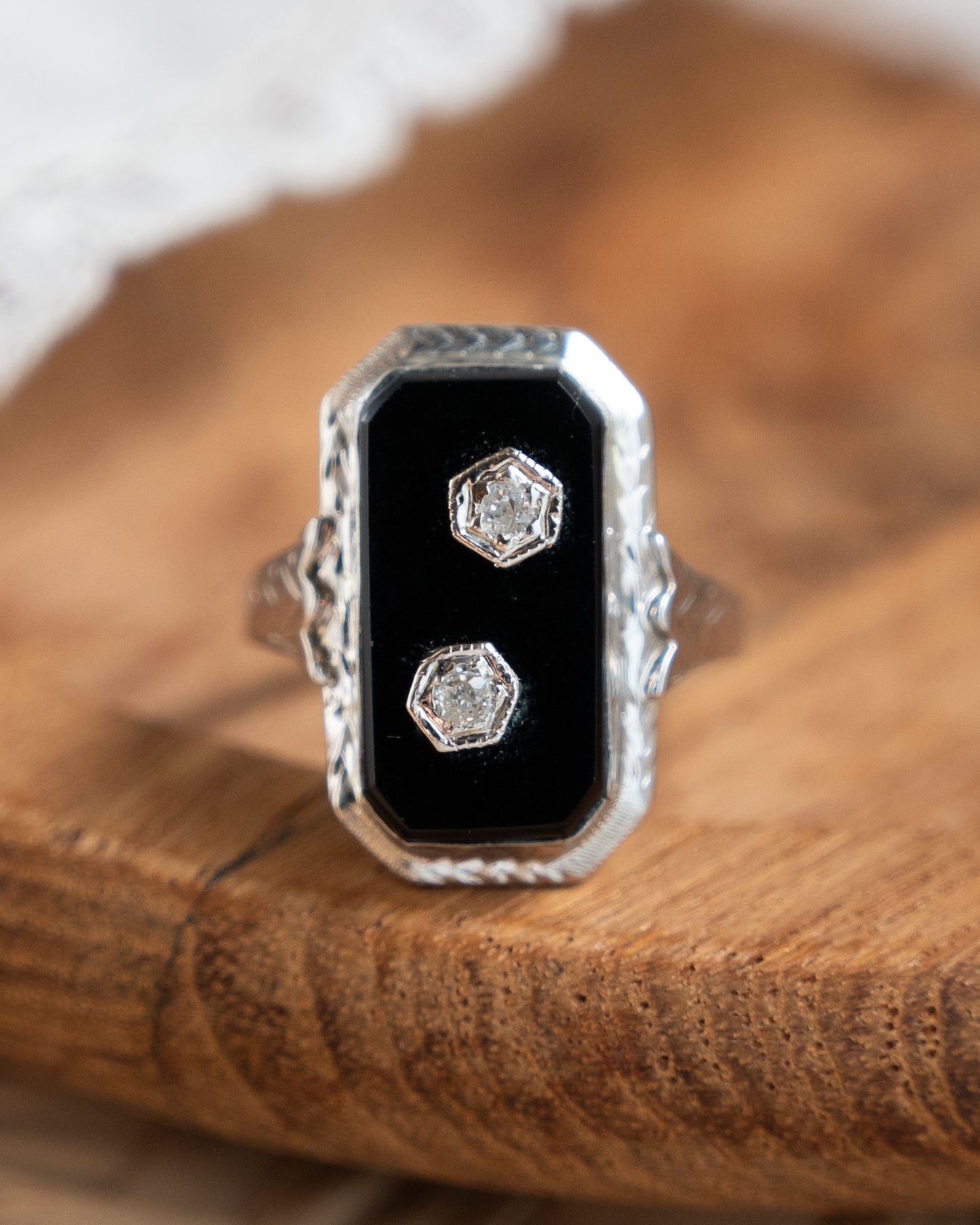 .06 Vintage Art Deco Diamond & Onyx Cocktail Ring 14k