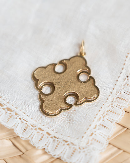 Vintage Maltese Cross Pendant in 18k Yellow Gold