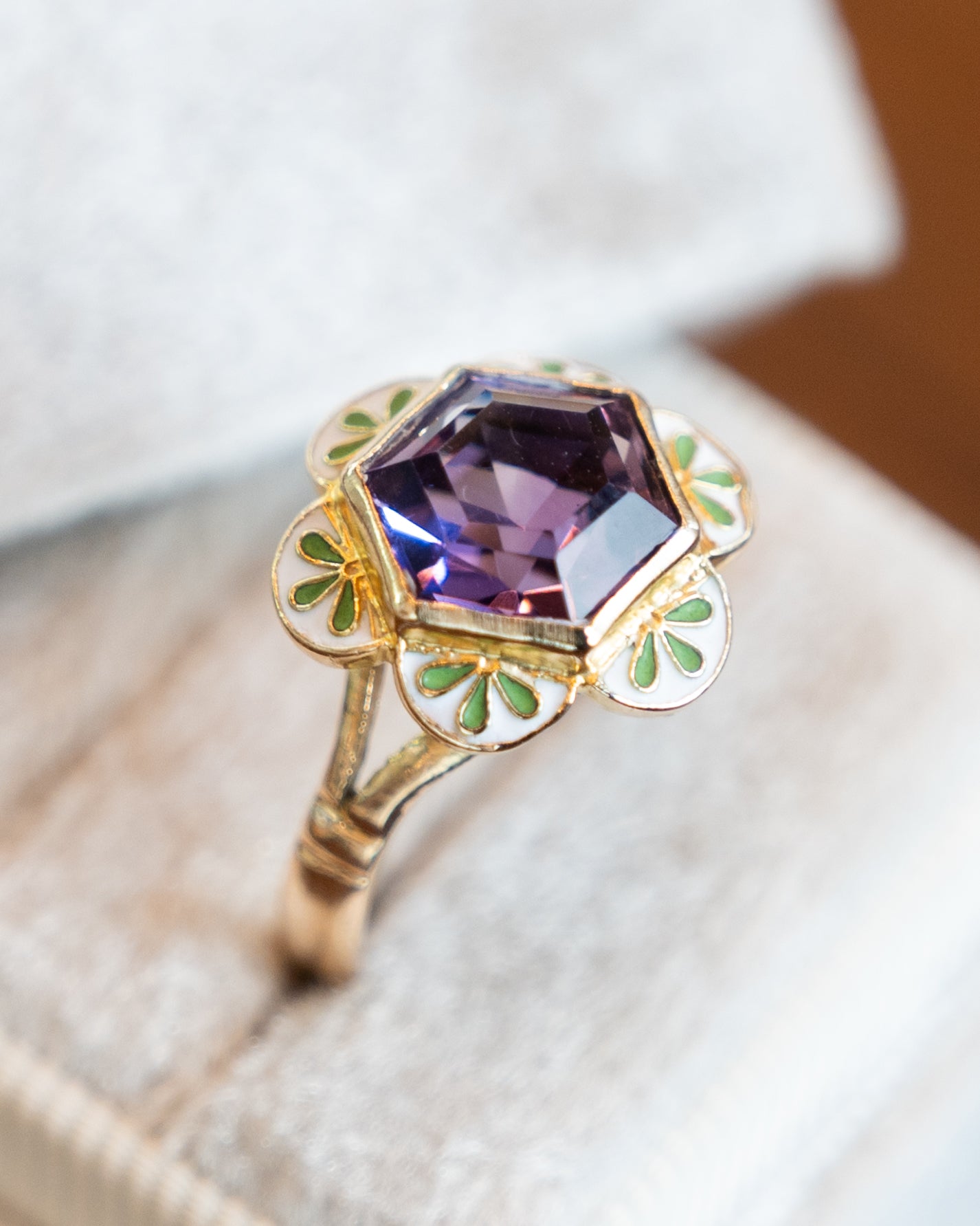 2.00 Edwardian Hexagon Amethyst Ring in 14k