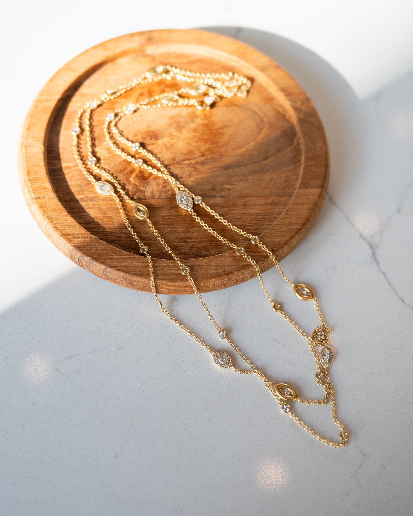 2.73 Marquise & Round Diamond Station Necklace 18k