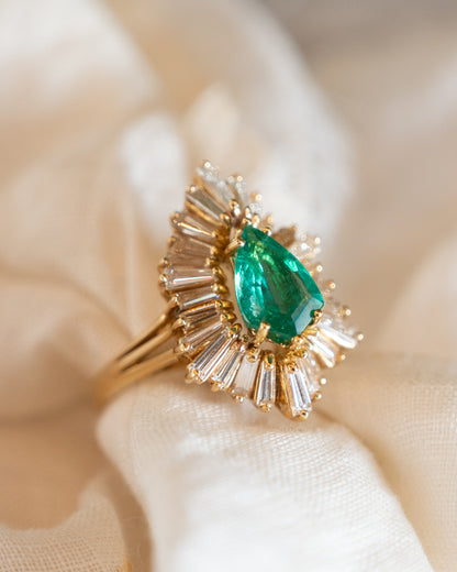 1.38 Emerald & Diamond Cocktail Ring in 18k Yellow Gold