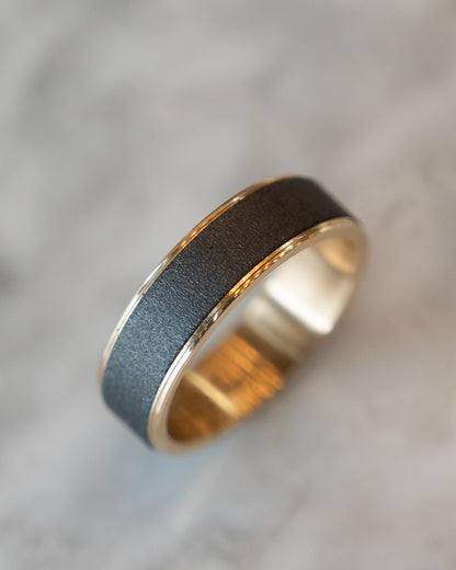 Mens Sandblast Tantalum Wedding Band in 14k