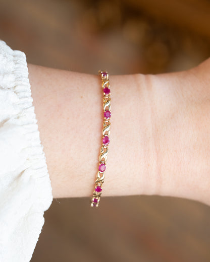 2.55 Oval Ruby Chain Bracelet in 14k Yellow Gold