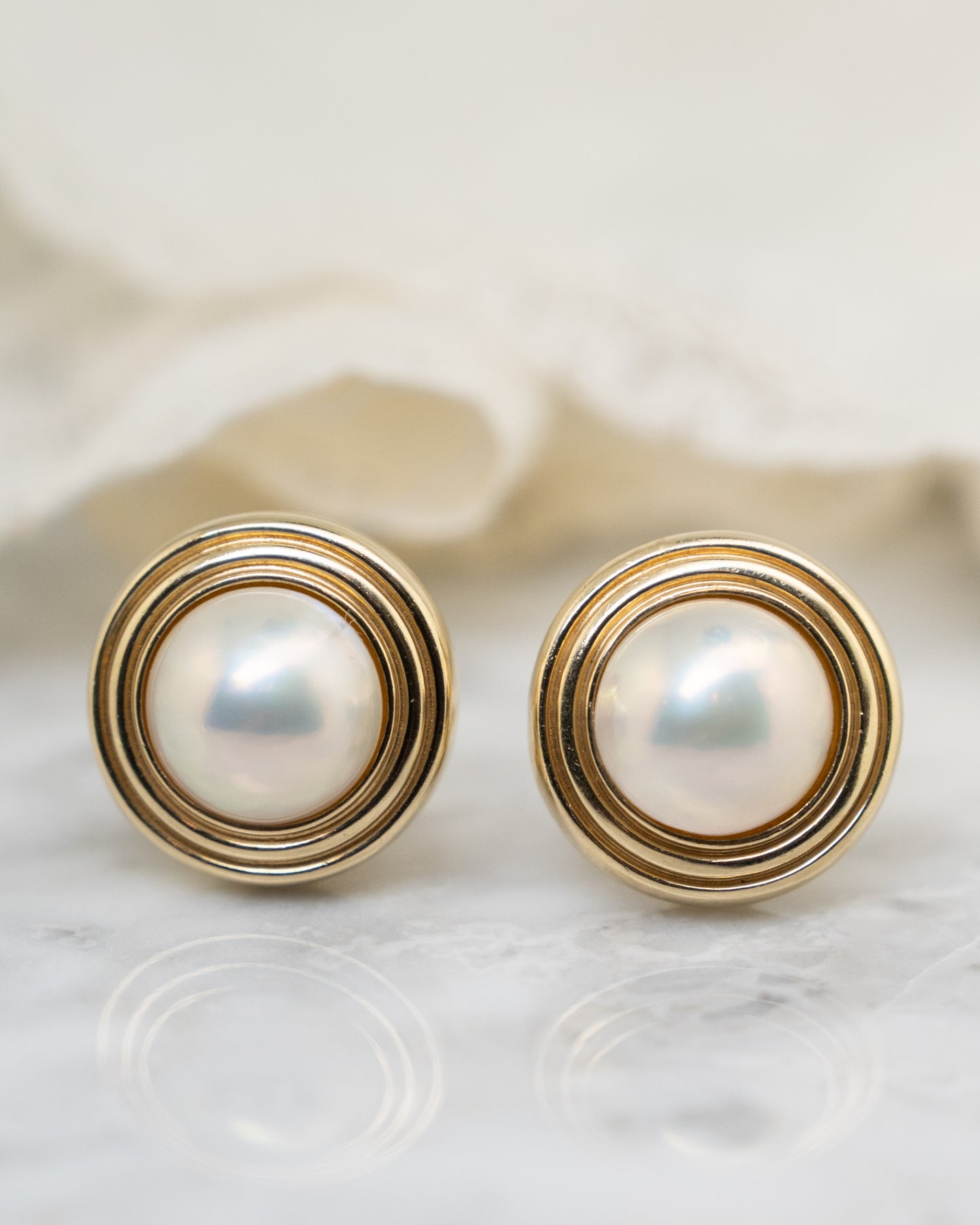 Mabe Pearl Stud Earrings in 14k Yellow Gold