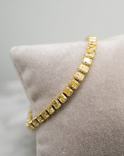 14.21 Radiant Cut Diamond Bracelet in 18k Yellow Gold