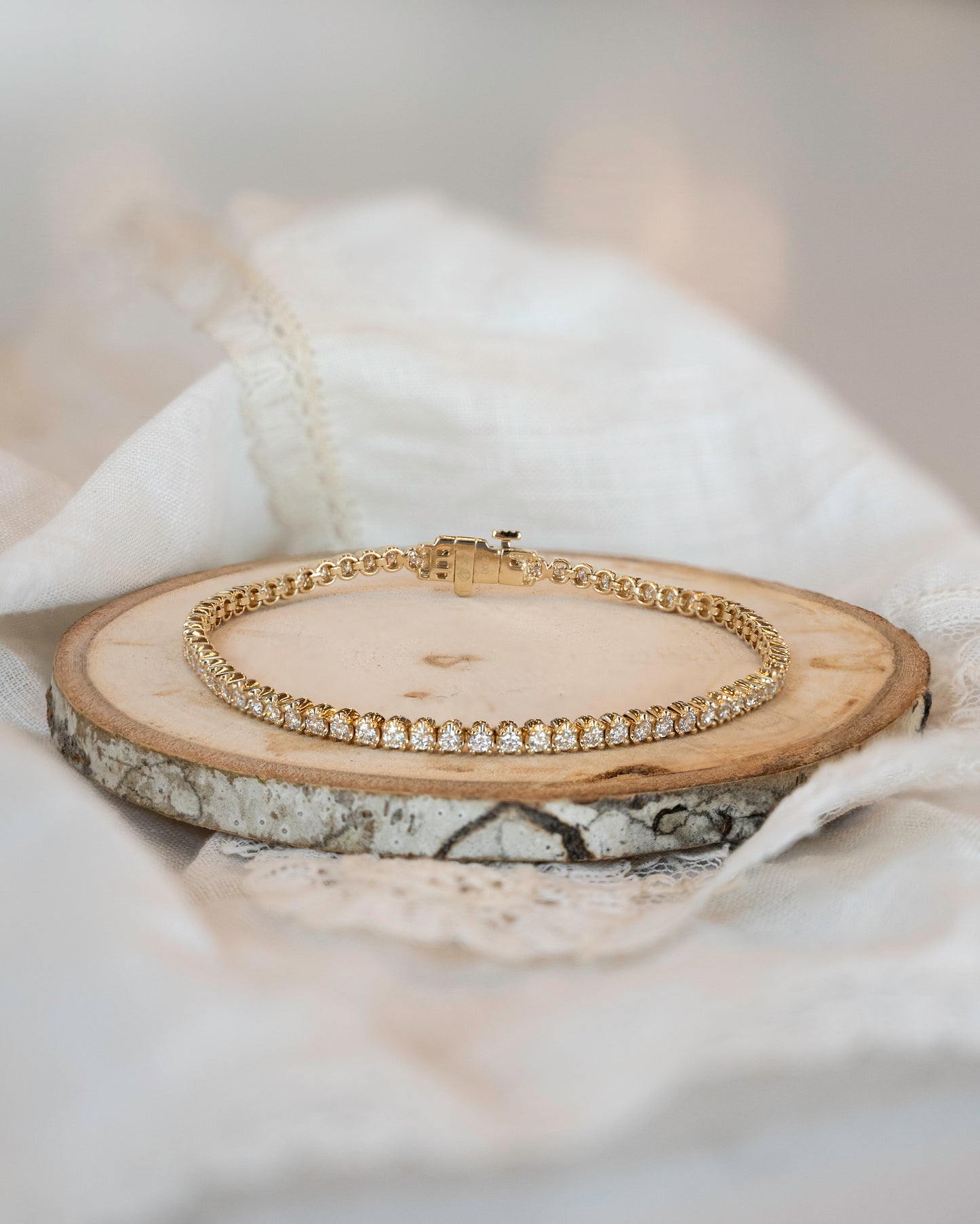 2 Carat Diamond Tennis Bracelet in 14k Yellow Gold