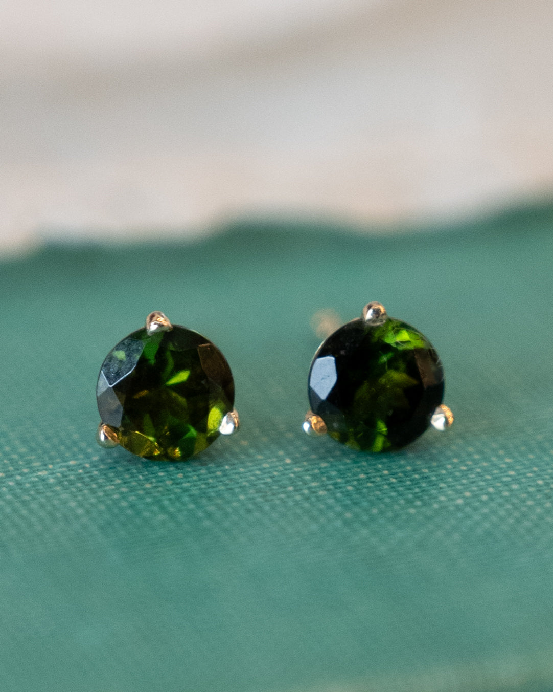 1.00 Green Tourmaline Stud Earrings 14k Yellow Gold