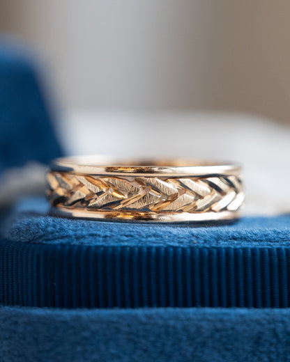 Men's Engraved Braided Chain Link Wedding Band 14k