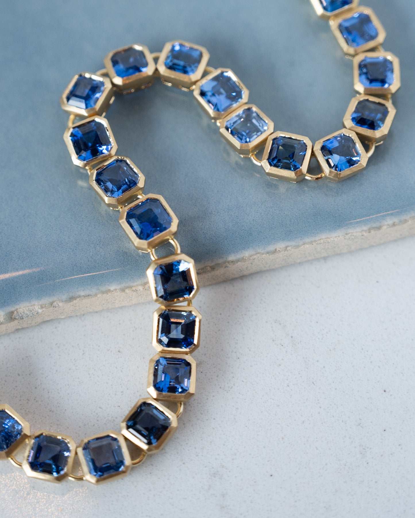 24.73 Asscher Cut Sapphire Bracelet 18k Yellow Gold