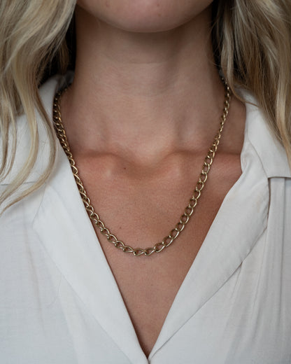 21" Oval Curb Link Chain Necklace 10k Yellow Gold