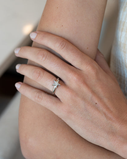 .32 Kite Diamond Stacking Ring Platinum