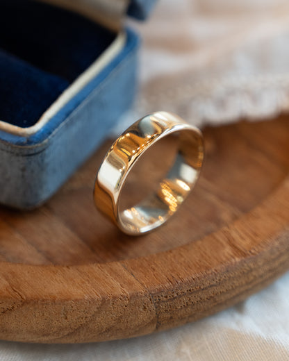 6mm Flat Edge Men's Wedding Band 14k Yellow Gold