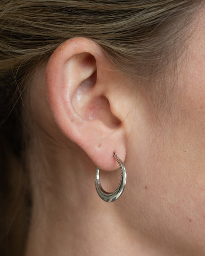 Knife Edge Hoop Earrings 10k White Gold