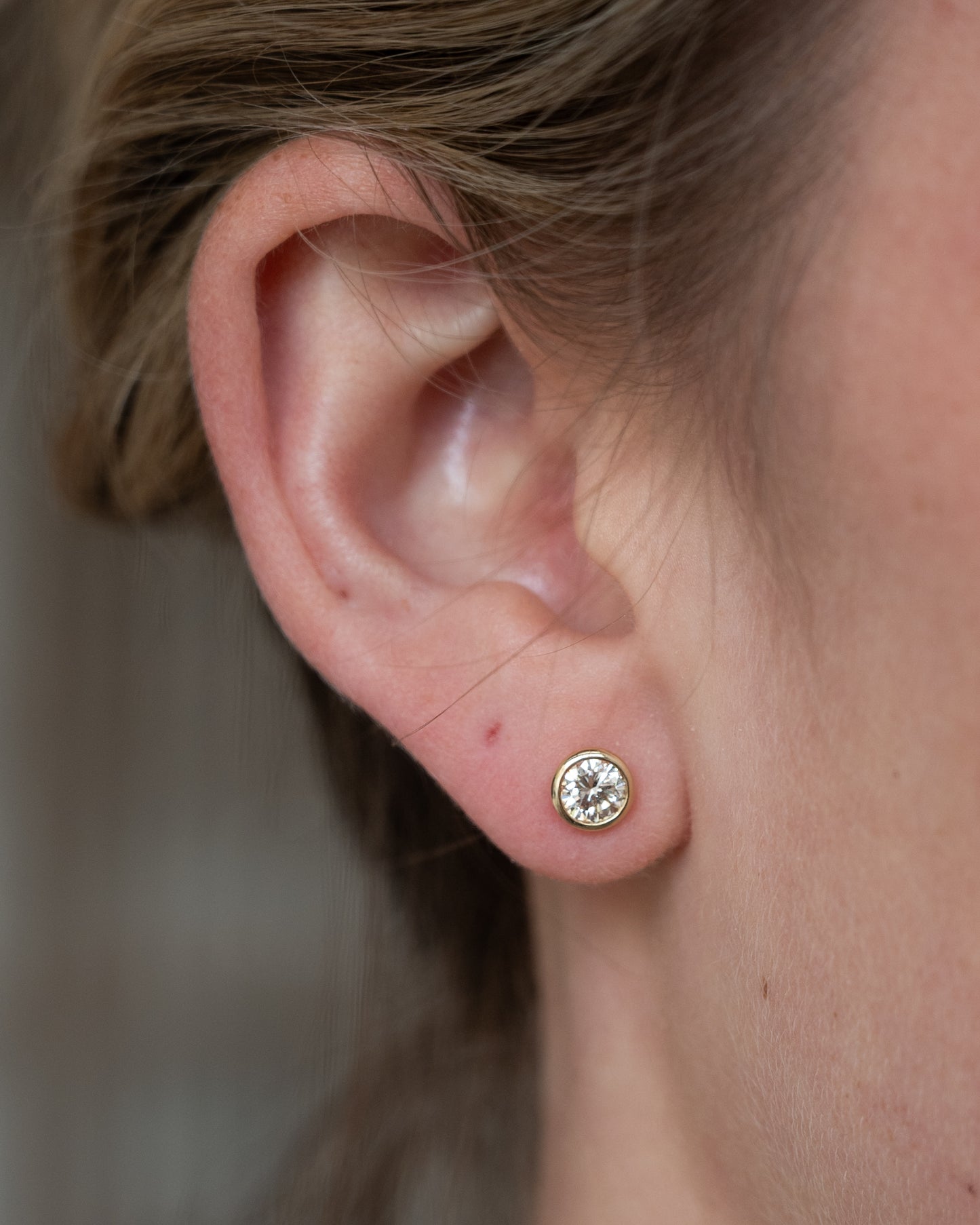 1.04 Round Brilliant Diamond Stud Earrings 10k Yellow Gold
