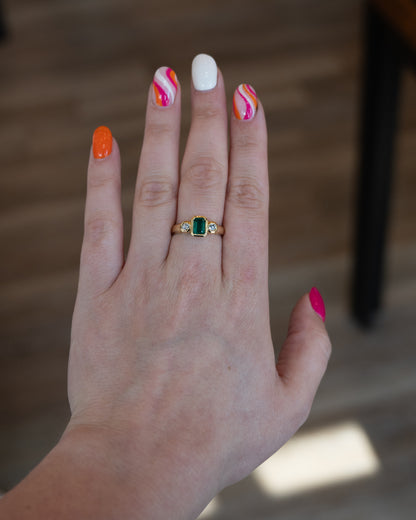 .95 Emerald Three Stone Ring 18k Yellow Gold