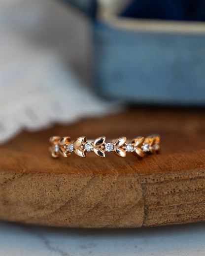 Diamond Leaf Stacking Band 18k Rose Gold