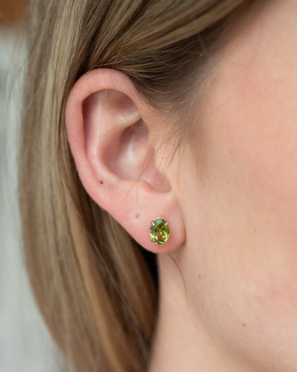 2.50 Oval Peridot Stud Earrings 14k Yellow Gold